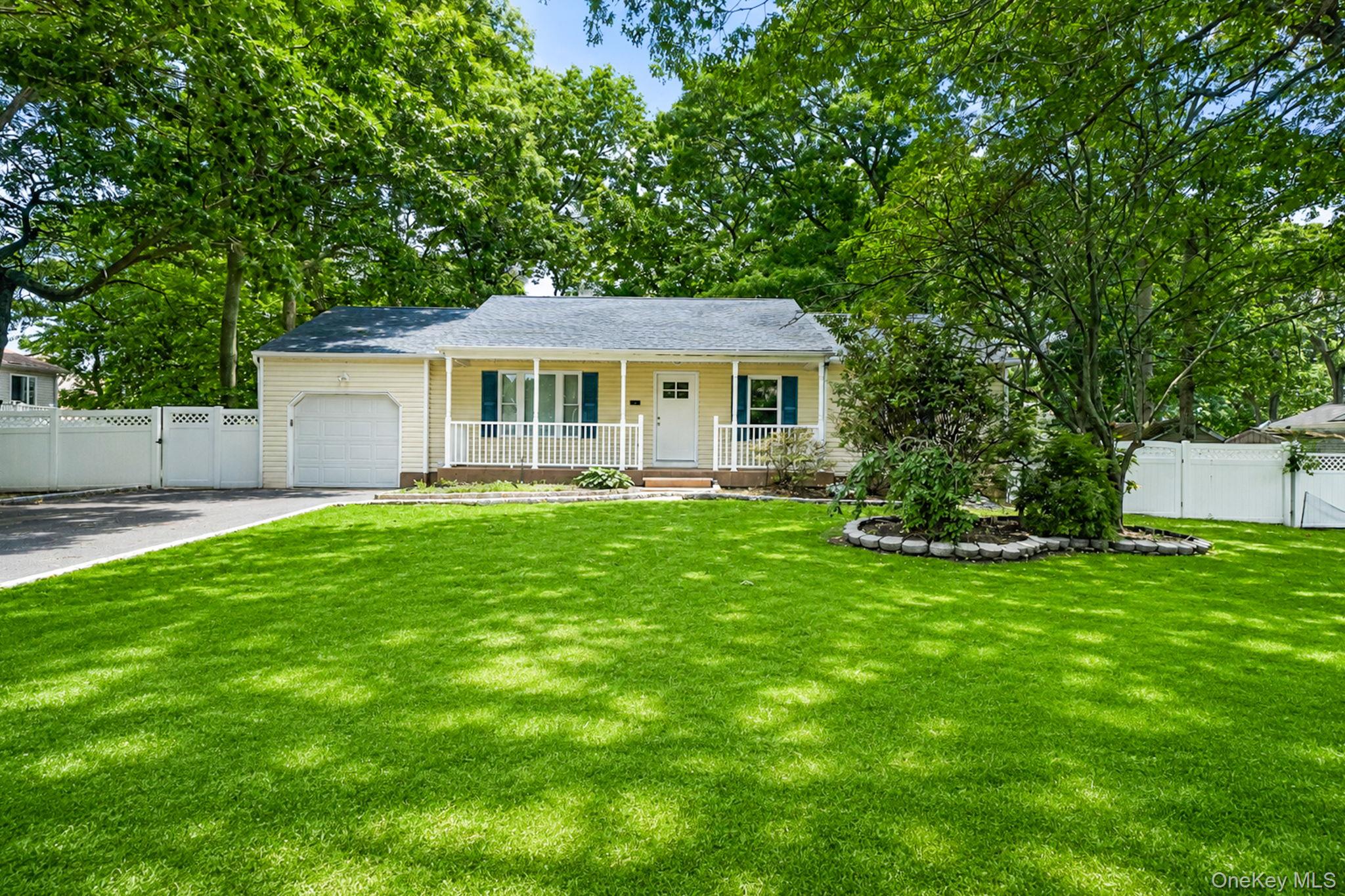 25 Heston Road Property Photo 2