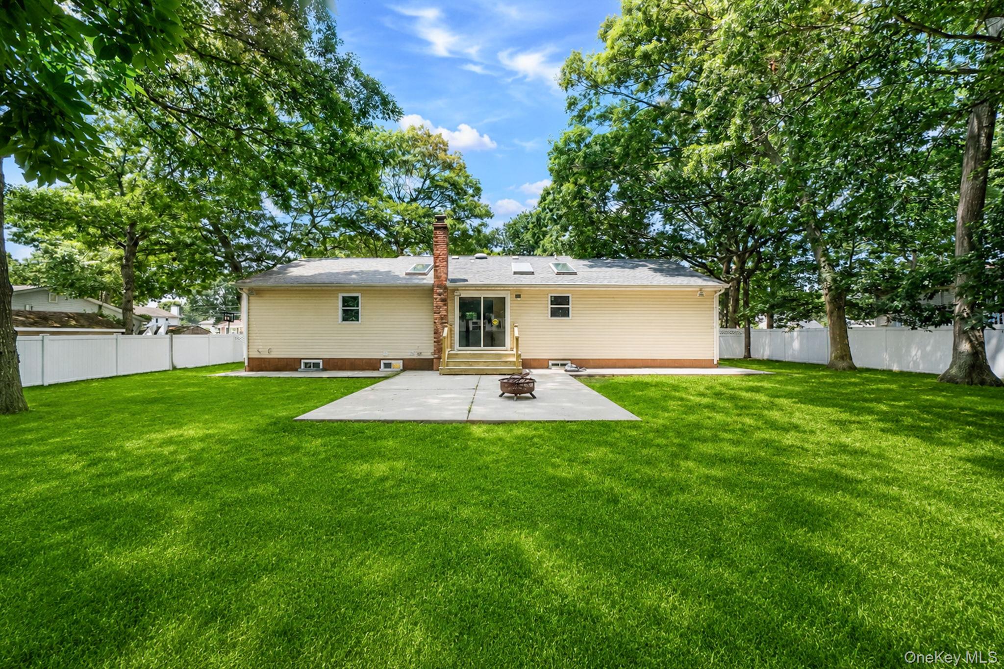 25 Heston Road Property Photo 8