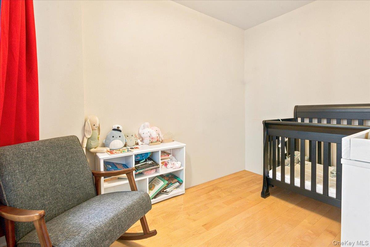 70-25 Yellowstone Boulevard 7x Property Photo 12