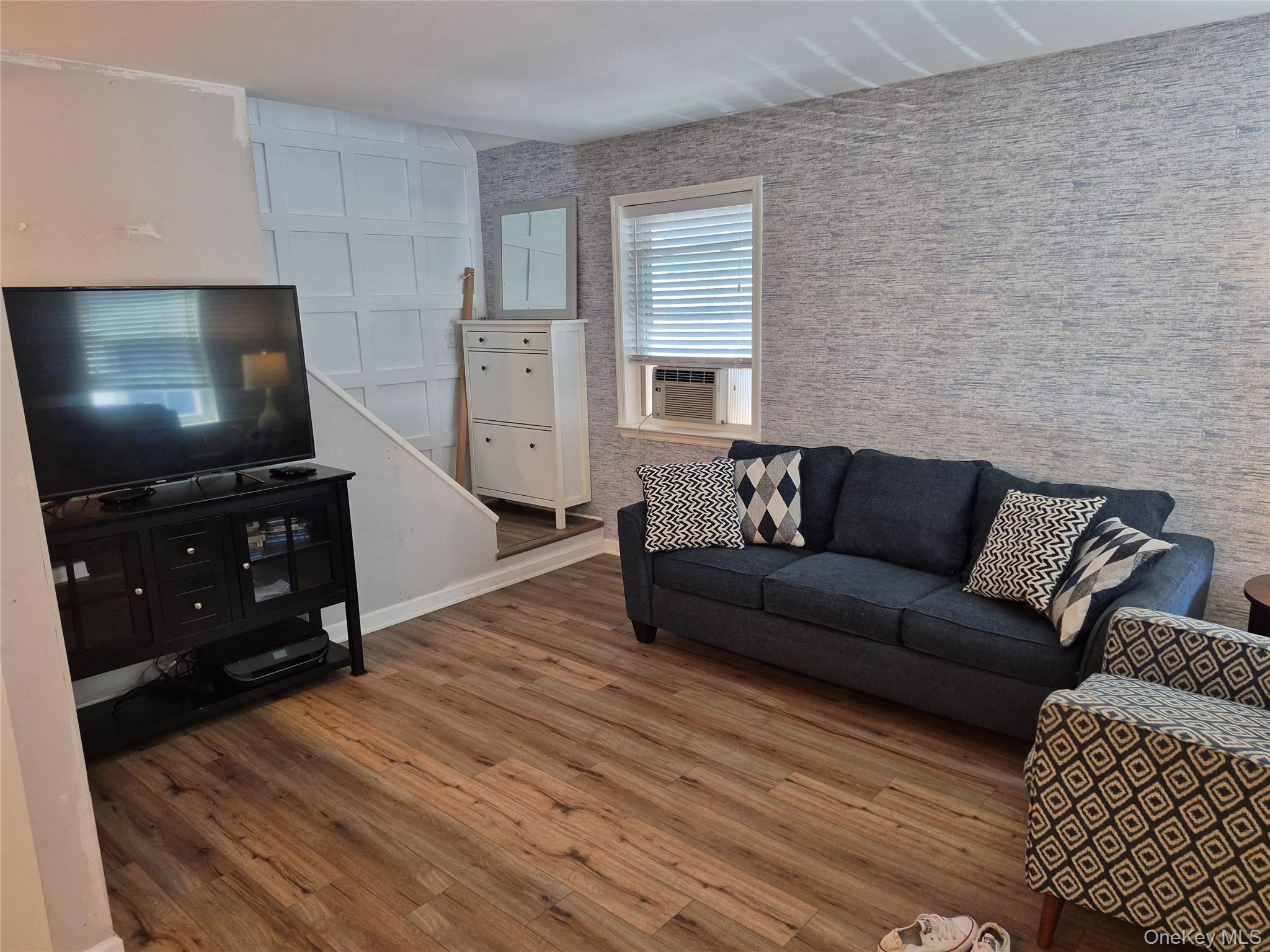 1128 N Ocean Avenue Property Photo 10