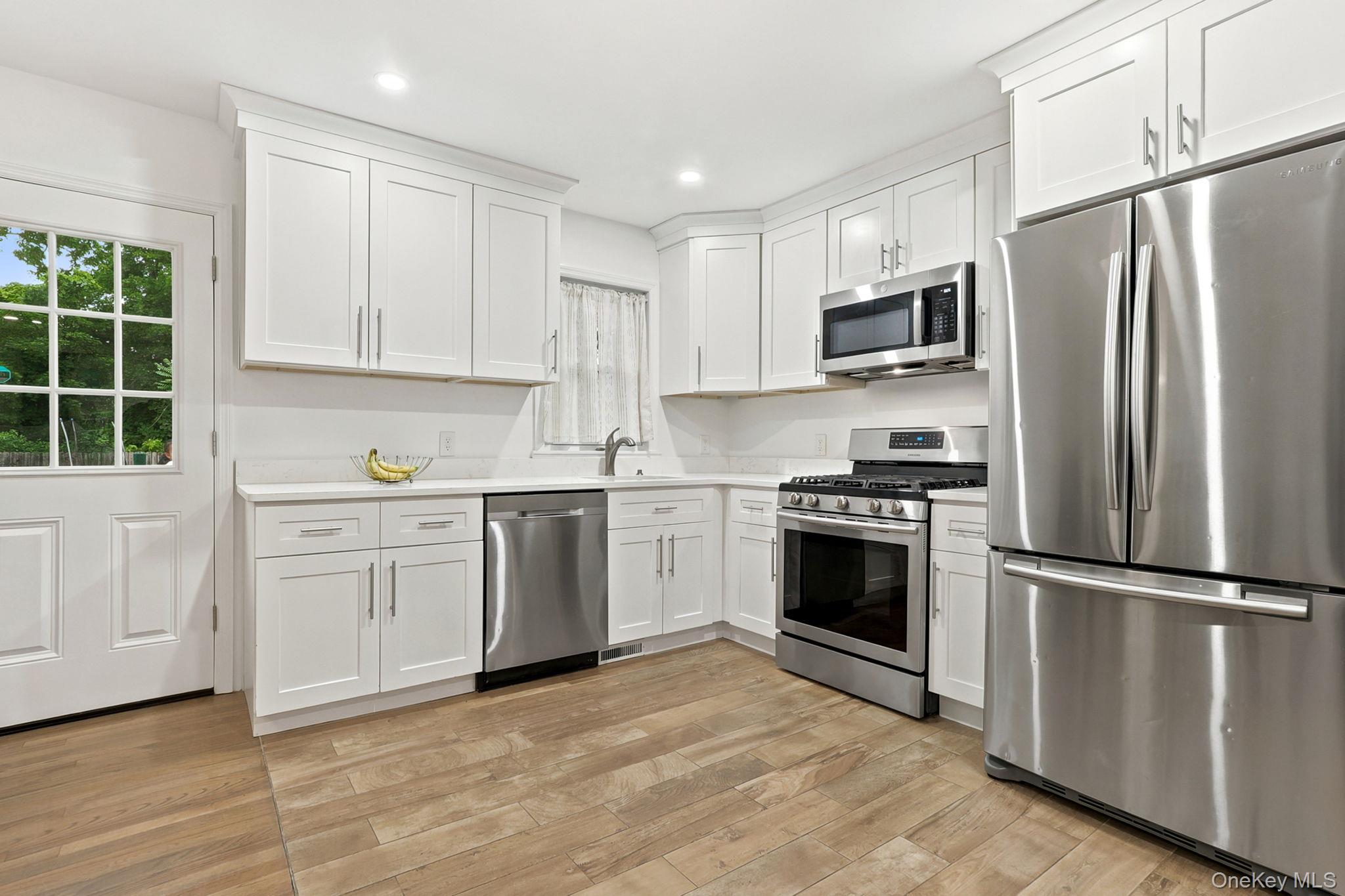 47 Riverview Drive Property Photo 11