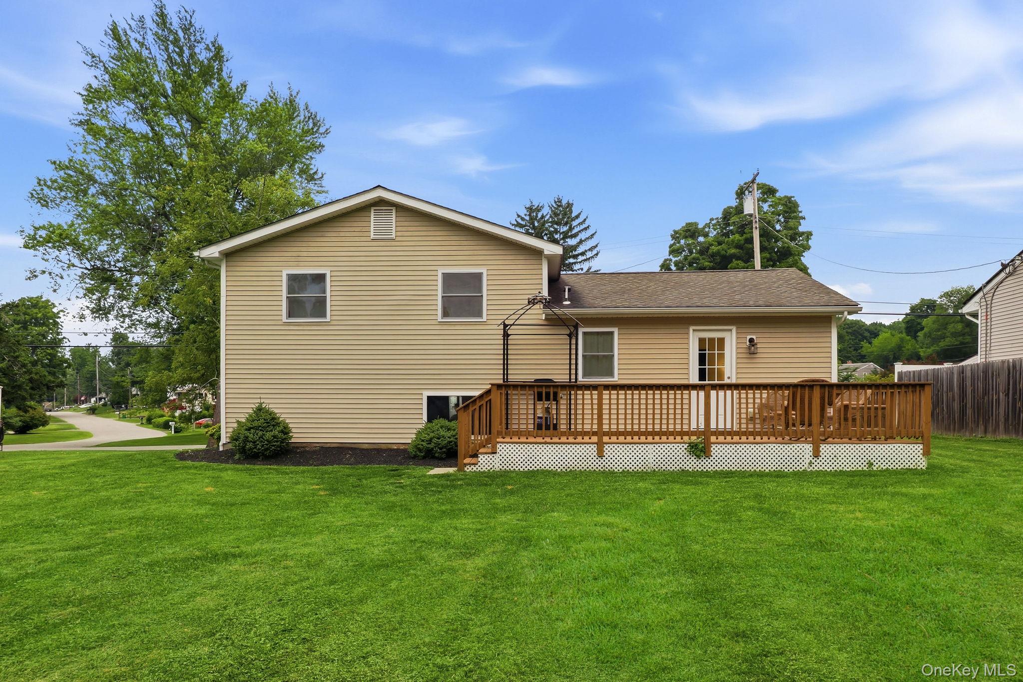 47 Riverview Drive Property Photo 26