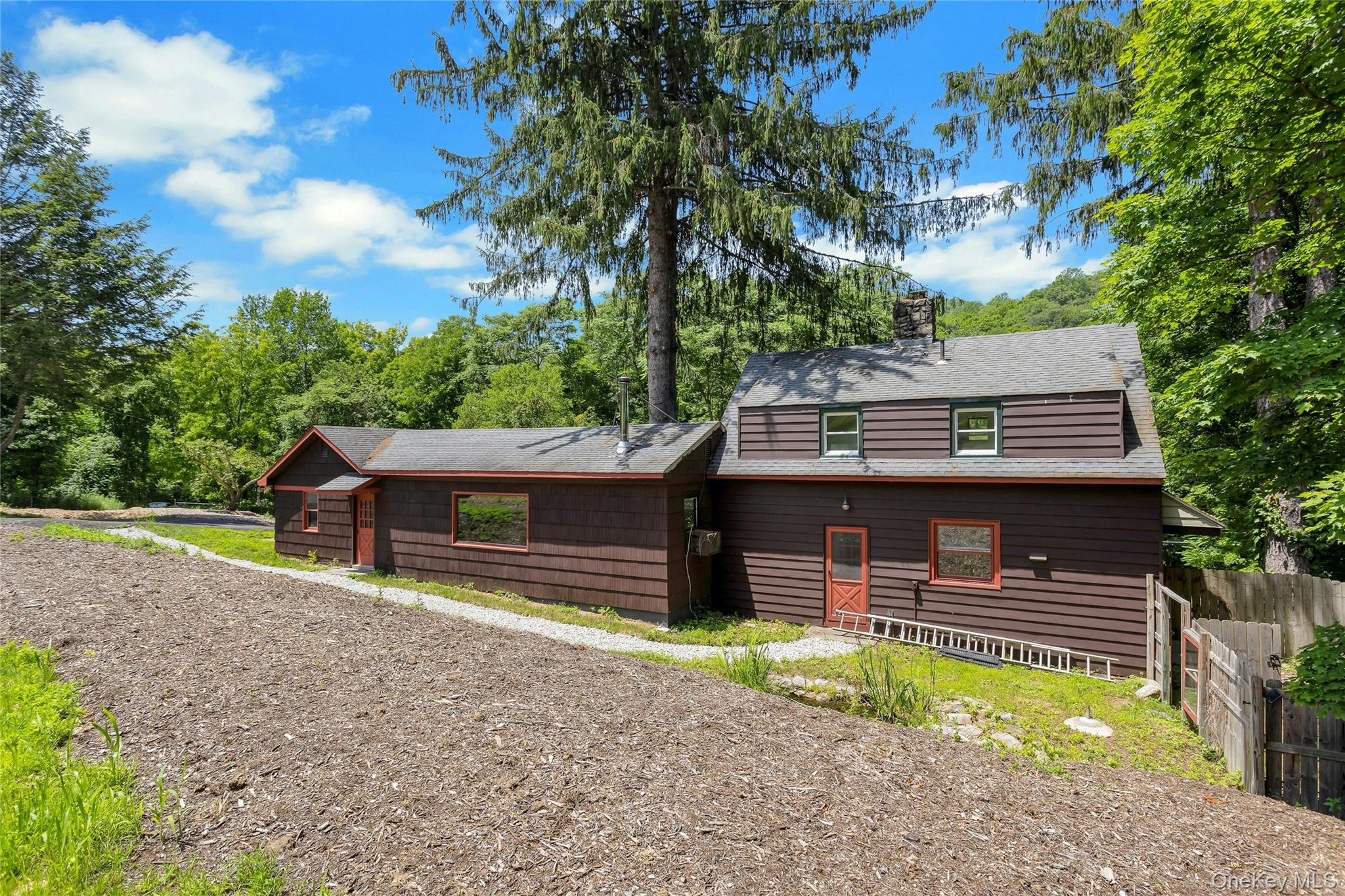 490 Peekskill Hollow Road Property Photo 13