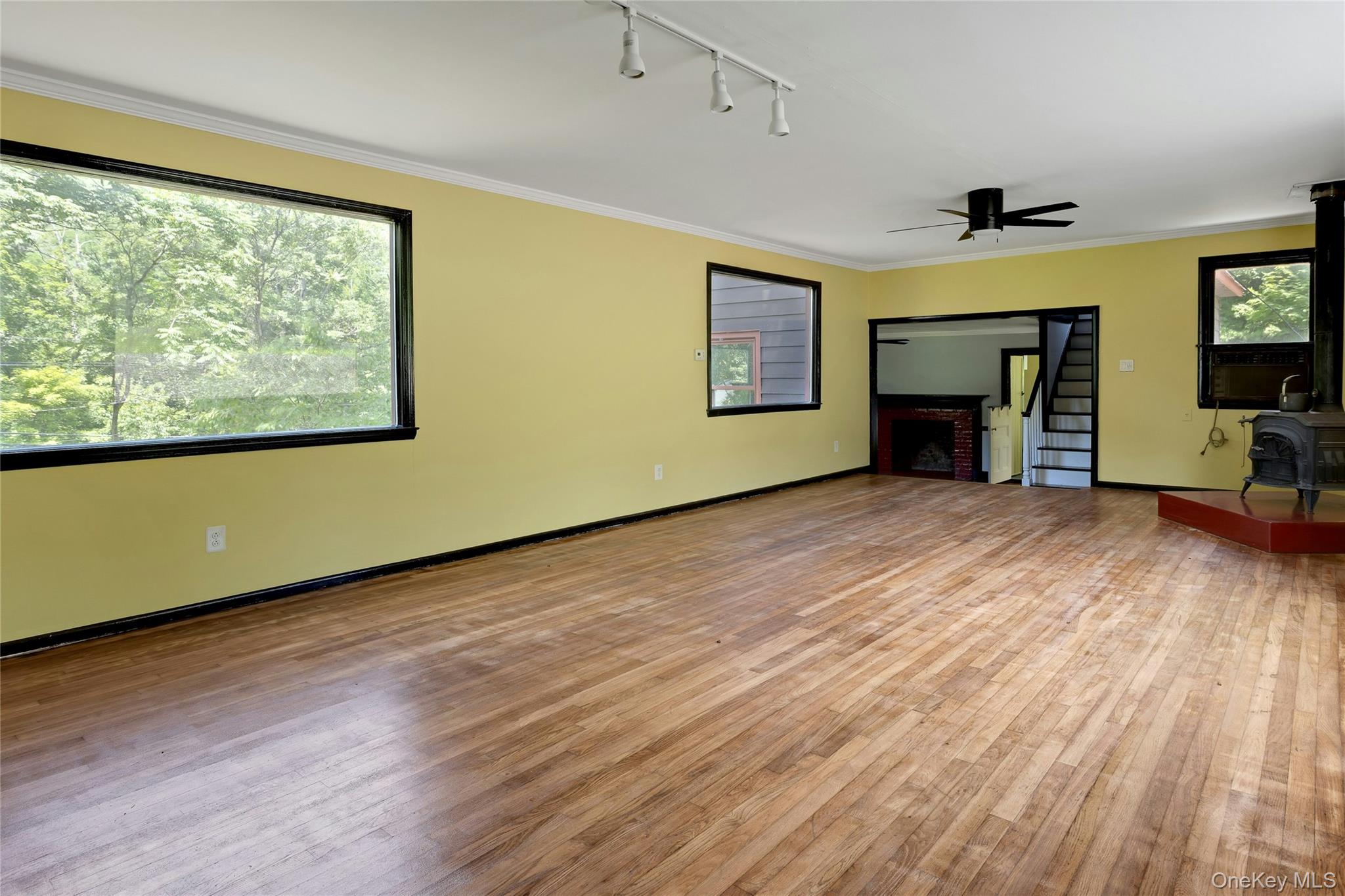 490 Peekskill Hollow Road Property Photo 18