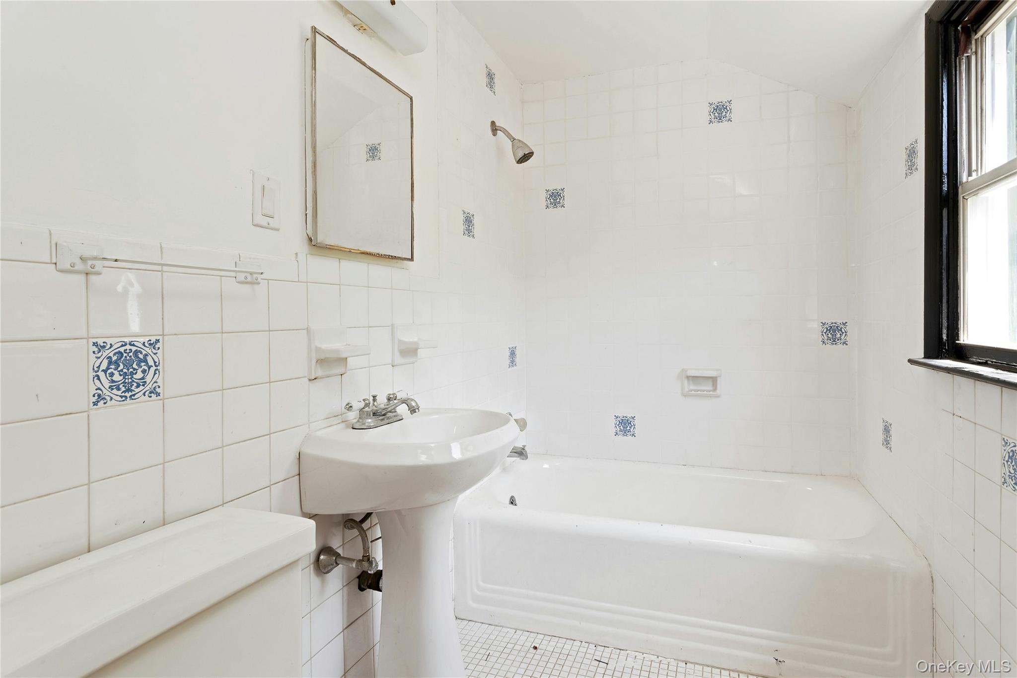 490 Peekskill Hollow Road Property Photo 28
