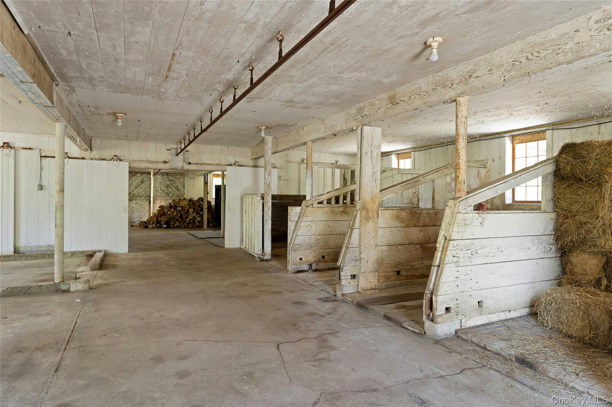 490 Peekskill Hollow Road Property Photo 32