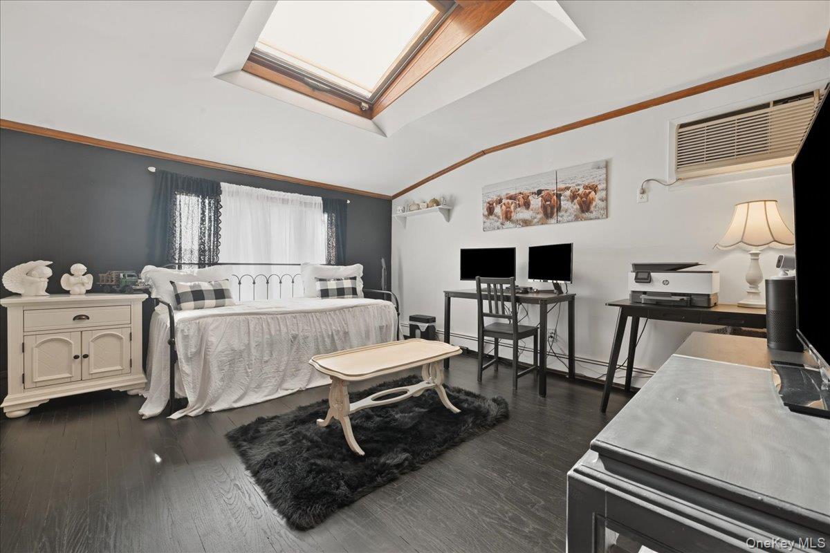 62 Linden Boulevard Property Photo 19