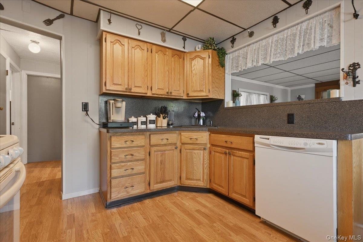 62 Linden Boulevard Property Photo 26