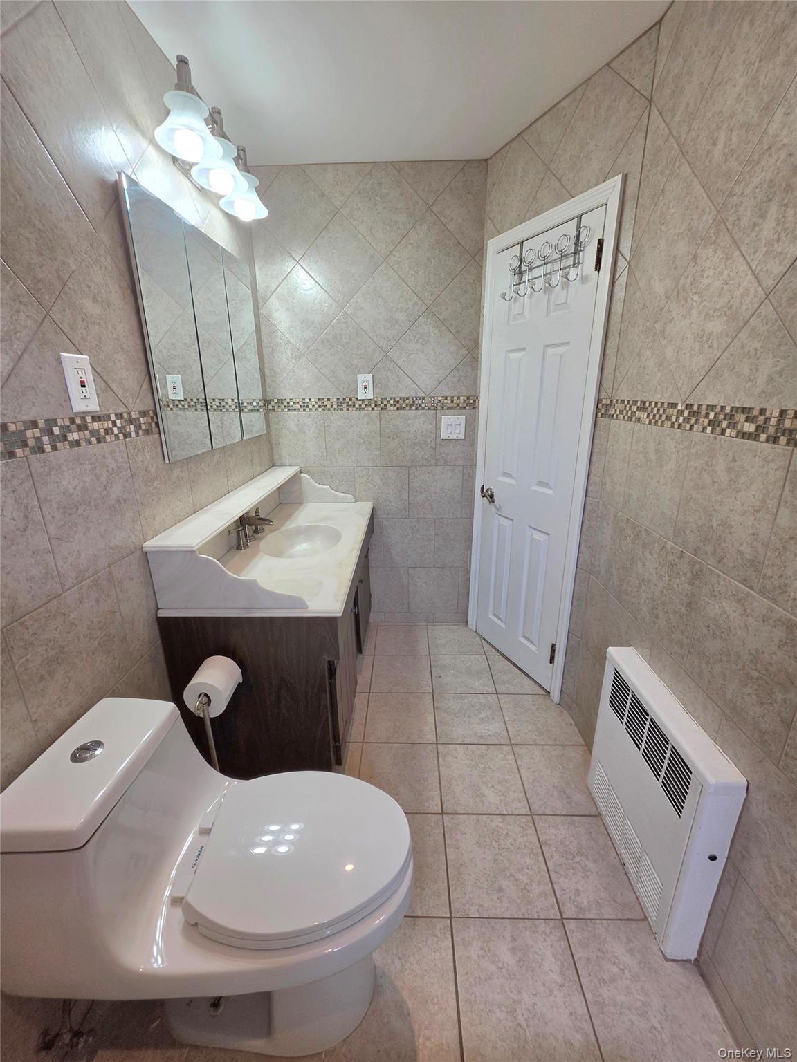 95-14 159th Avenue Property Photo 8