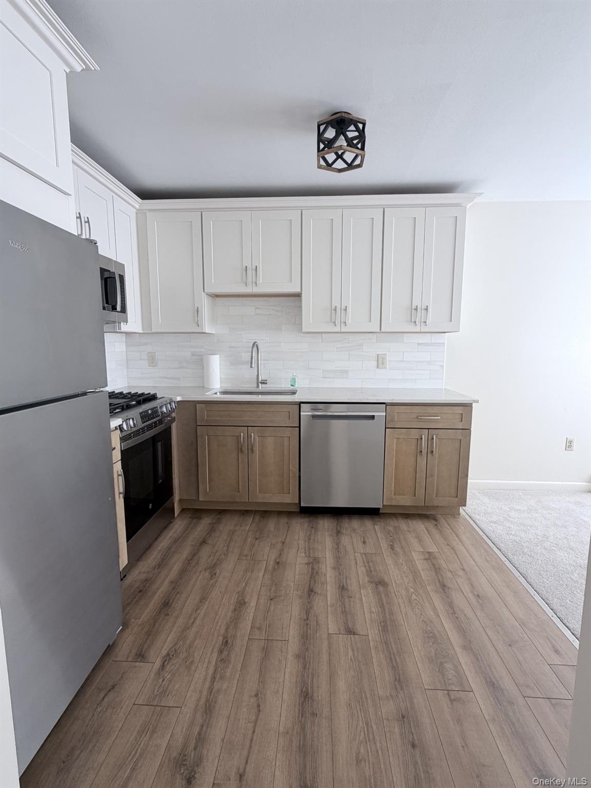 2740 South Road G14 Property Photo 2