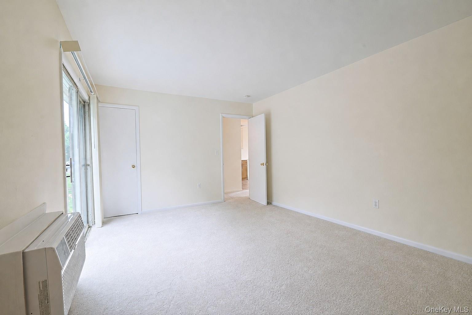 2740 South Road G14 Property Photo 12