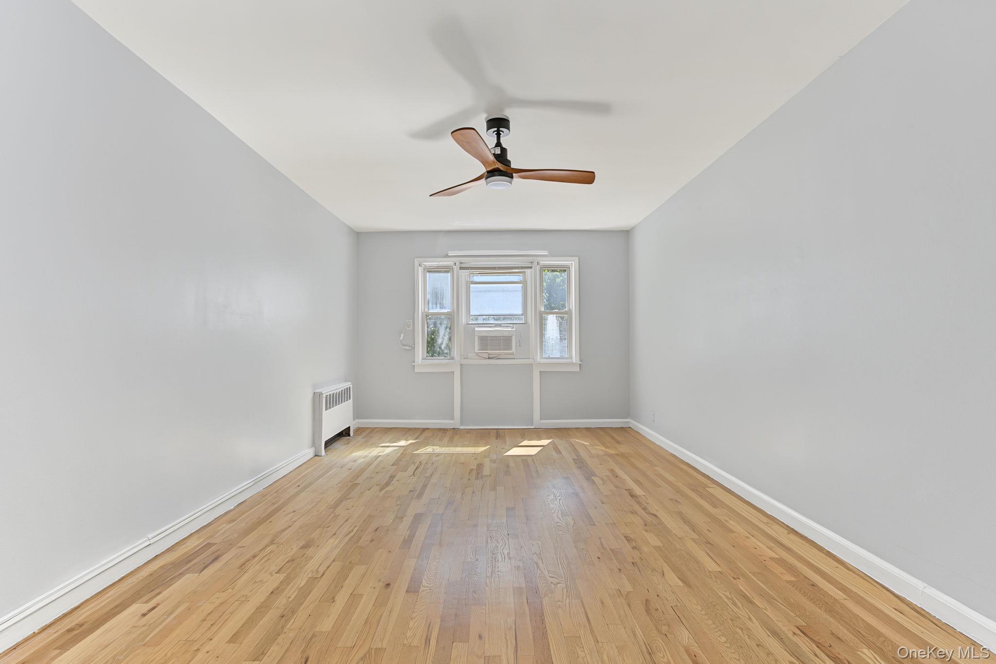 17 Leewood Circle 6r Property Photo 3
