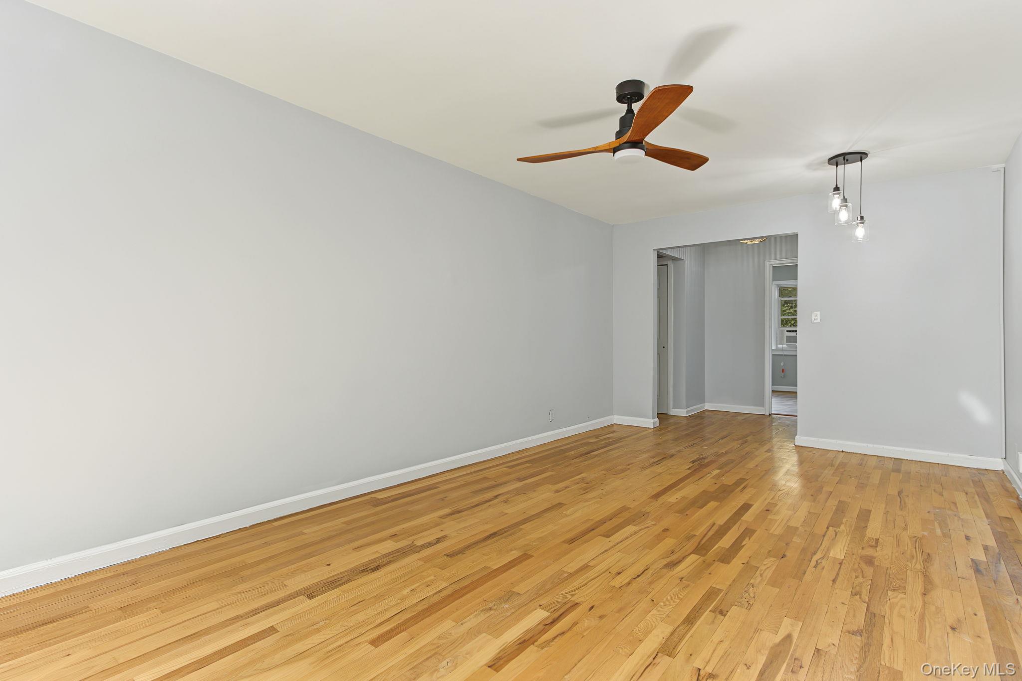 17 Leewood Circle 6r Property Photo 6