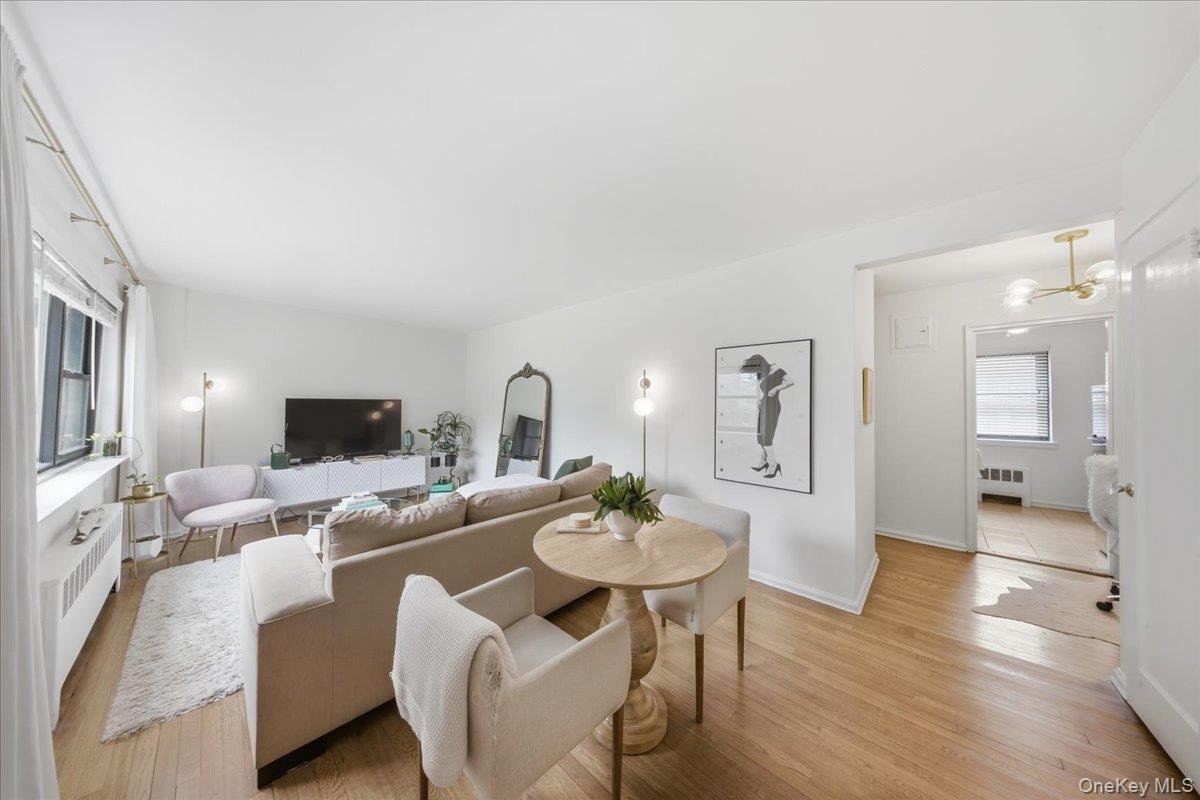 107 15th Street F1 Property Photo 6