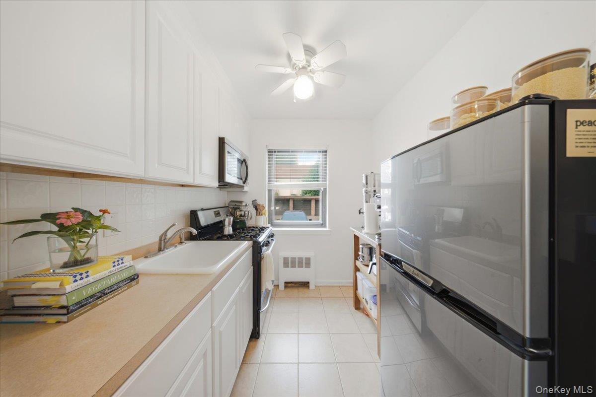 107 15th Street F1 Property Photo 11