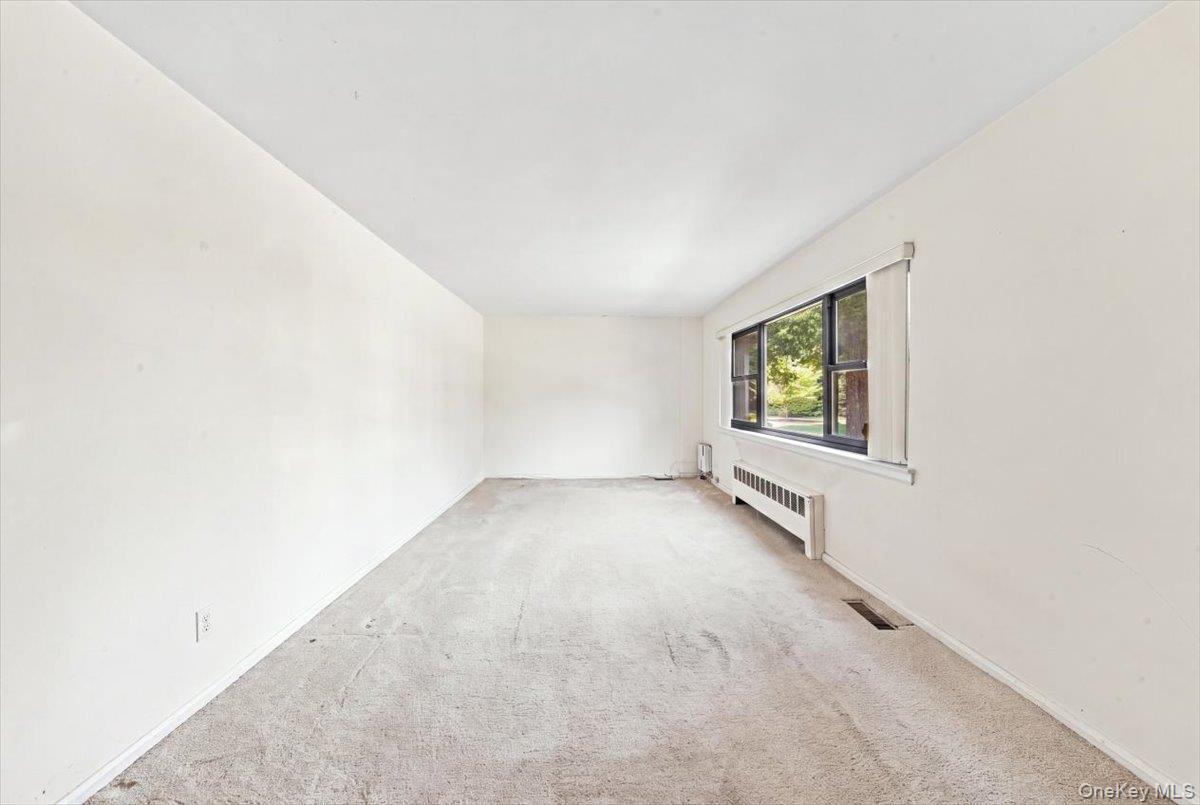 266 Cherry Valley Avenue B1 Property Photo 5