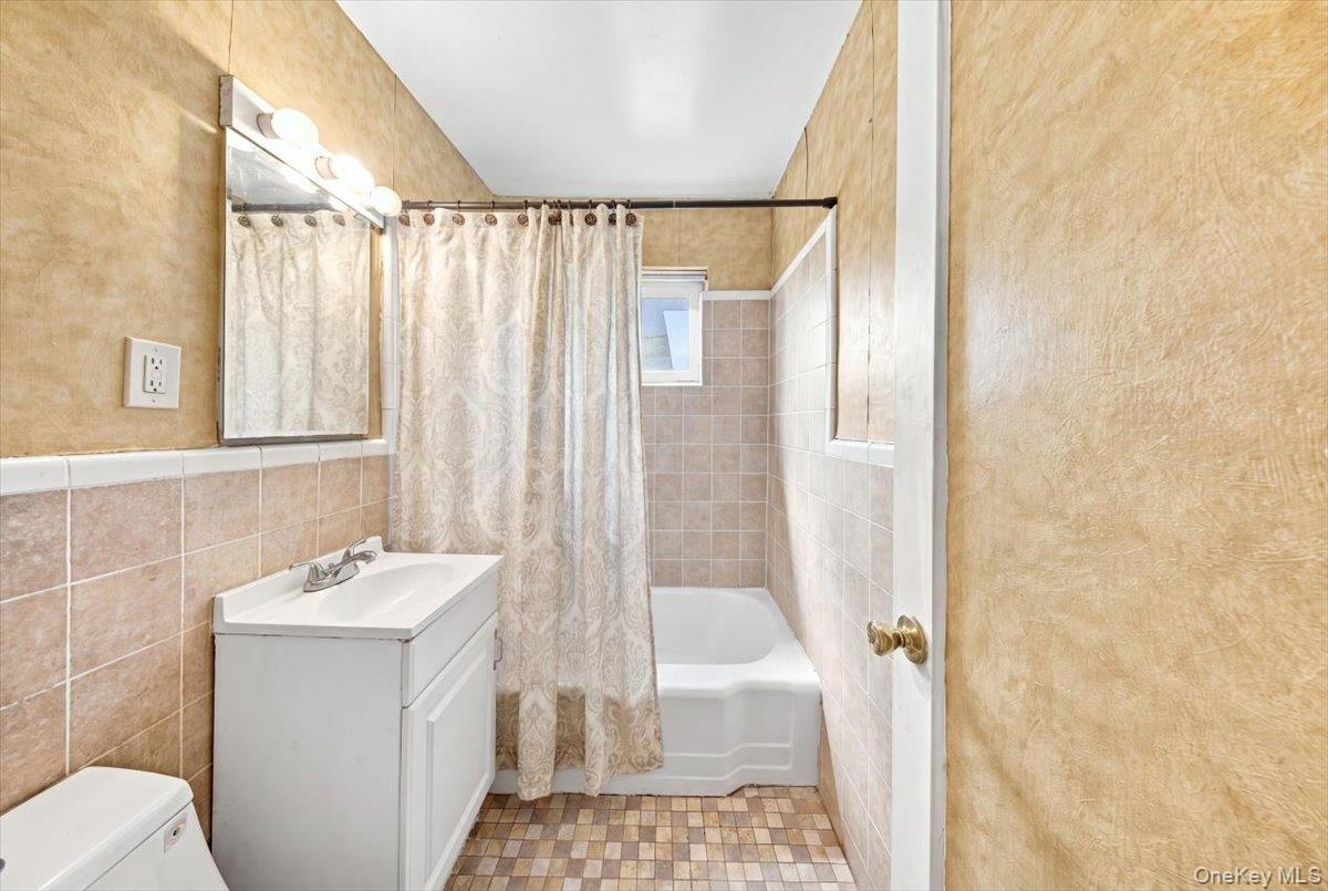 266 Cherry Valley Avenue B1 Property Photo 12