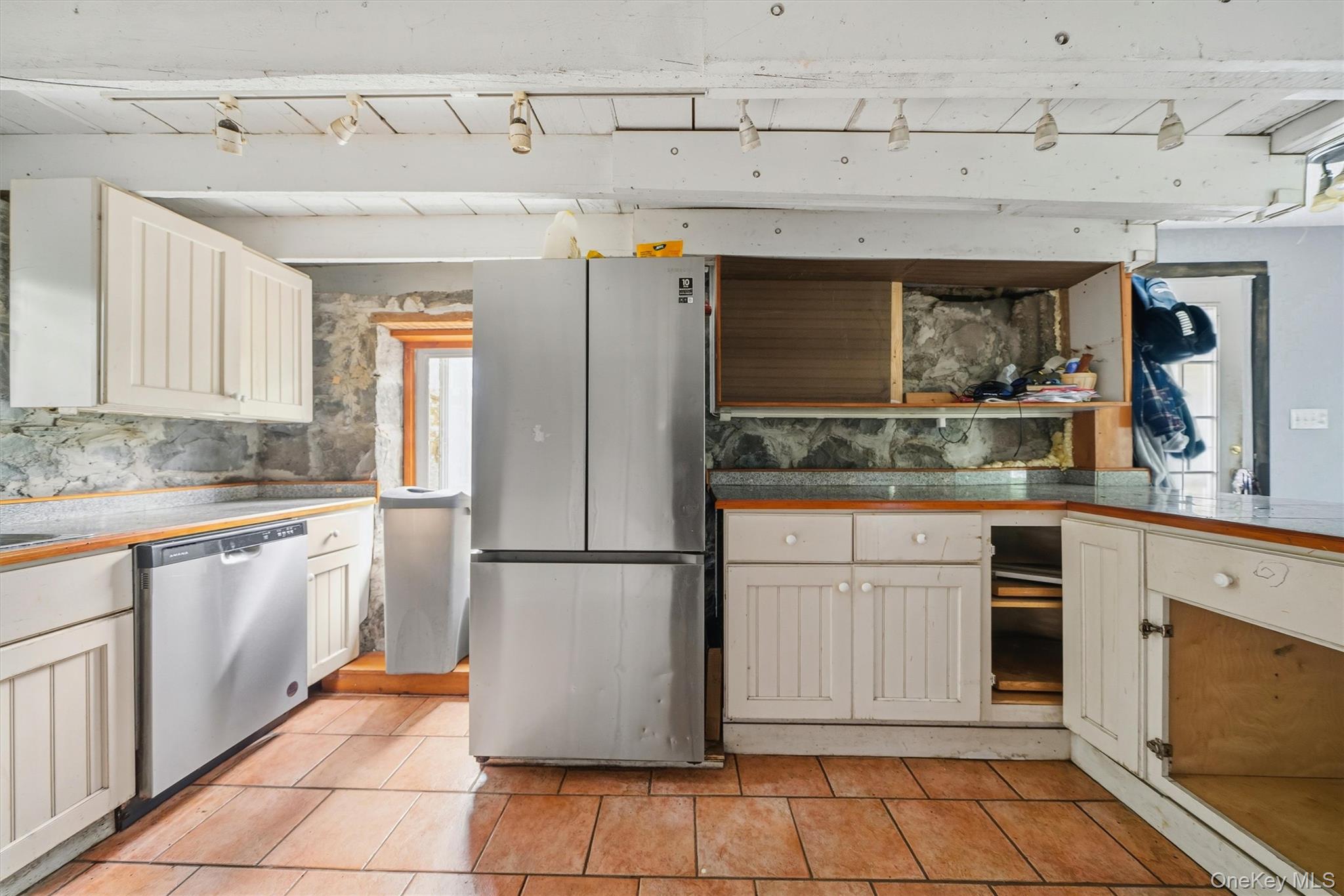 241 Meadow Avenue Property Photo 15