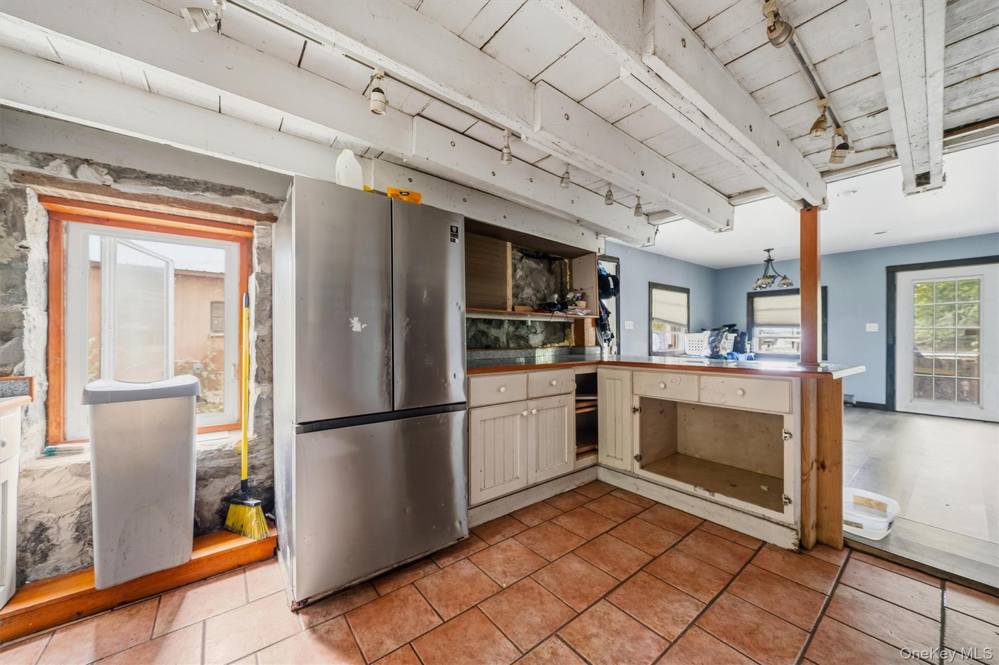 241 Meadow Avenue Property Photo 16