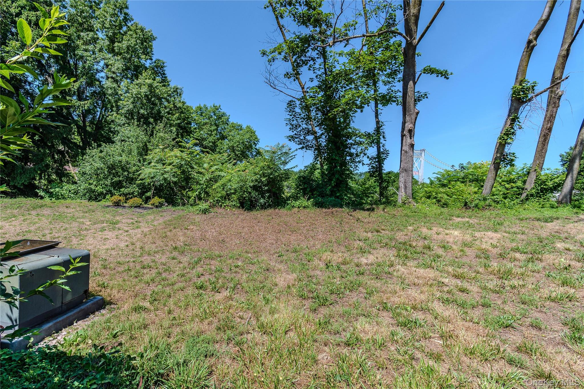 100 Rinaldi Boulevard Property Photo 7