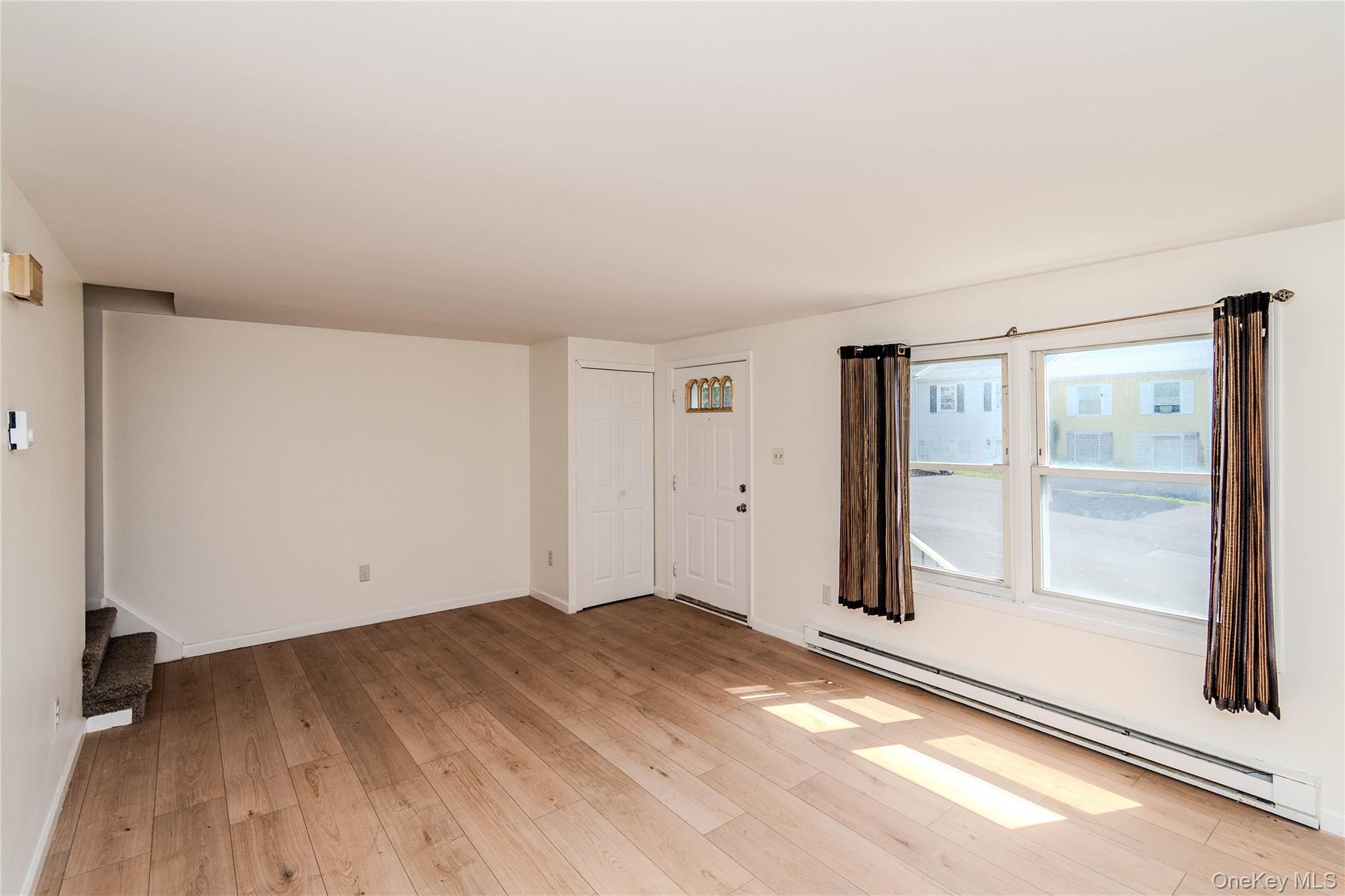 100 Rinaldi Boulevard Property Photo 8