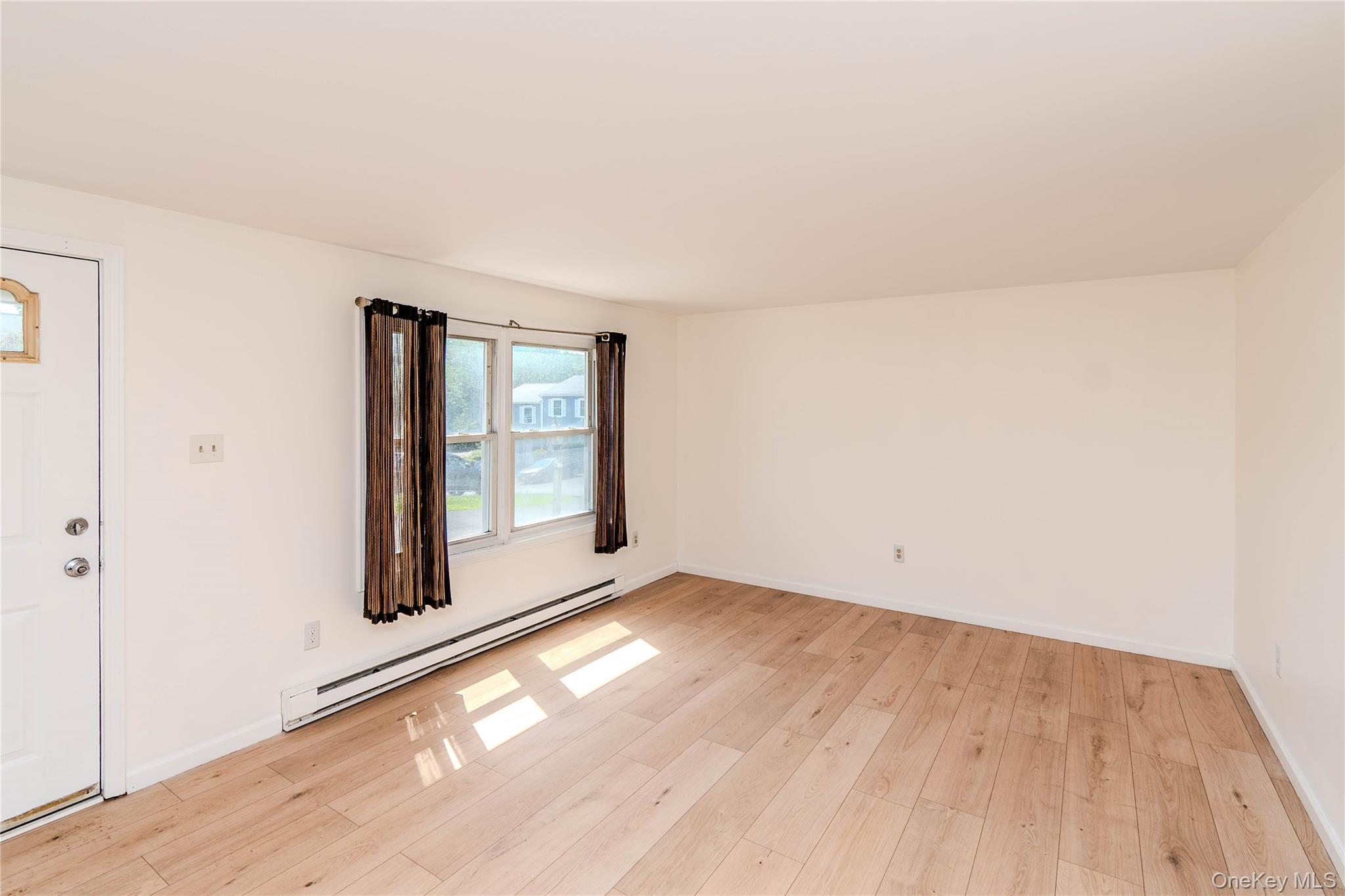 100 Rinaldi Boulevard Property Photo 10