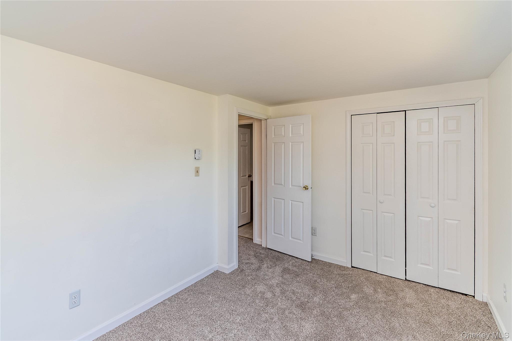 100 Rinaldi Boulevard Property Photo 20