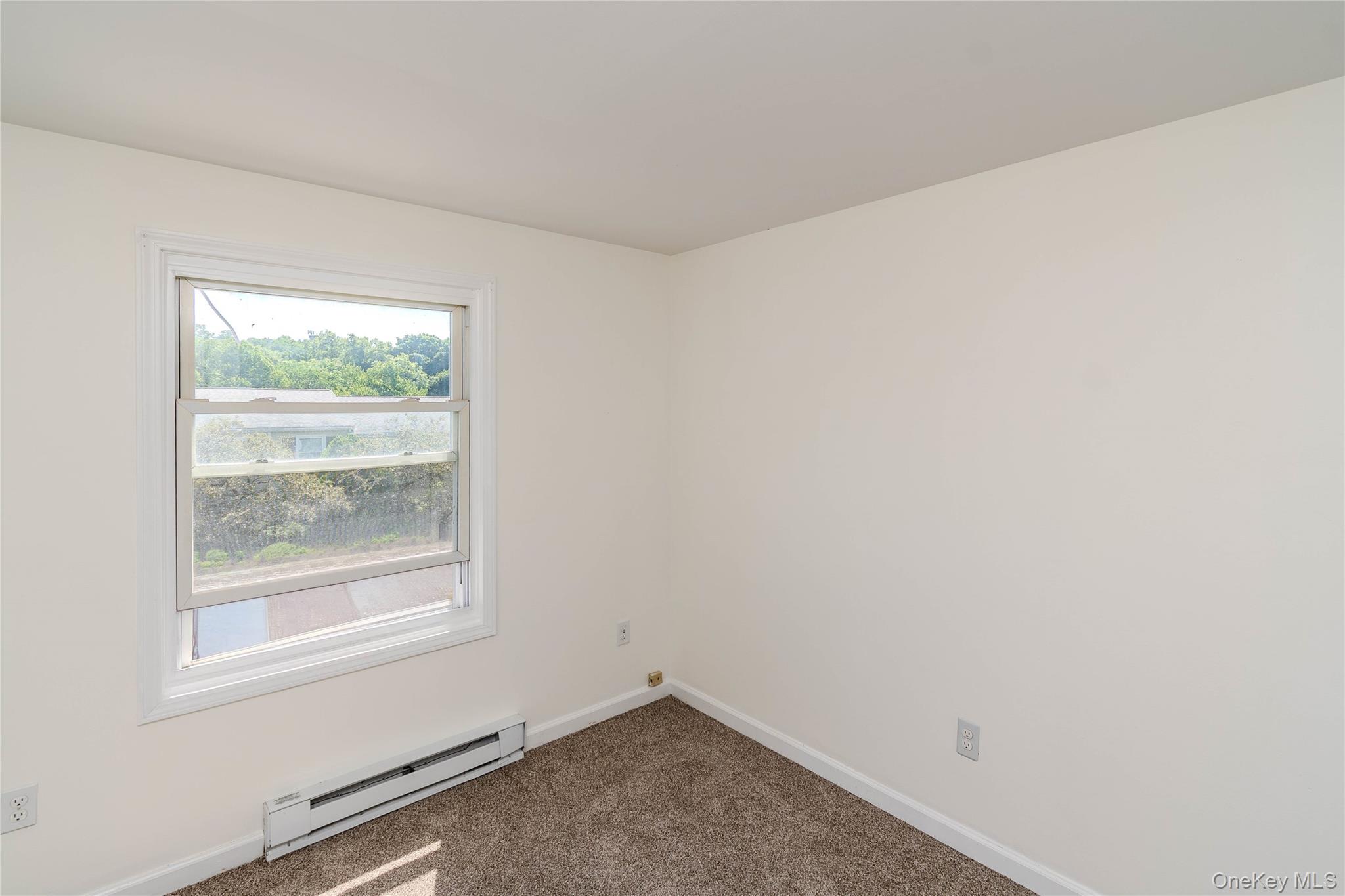 100 Rinaldi Boulevard Property Photo 21