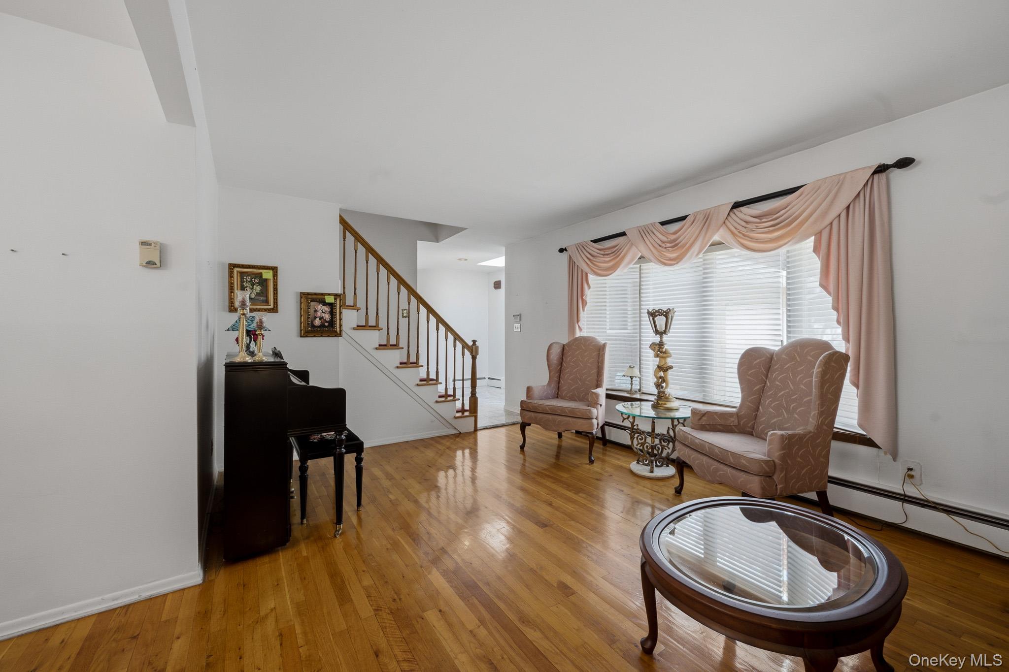 10 Arcadia Drive Property Photo 4