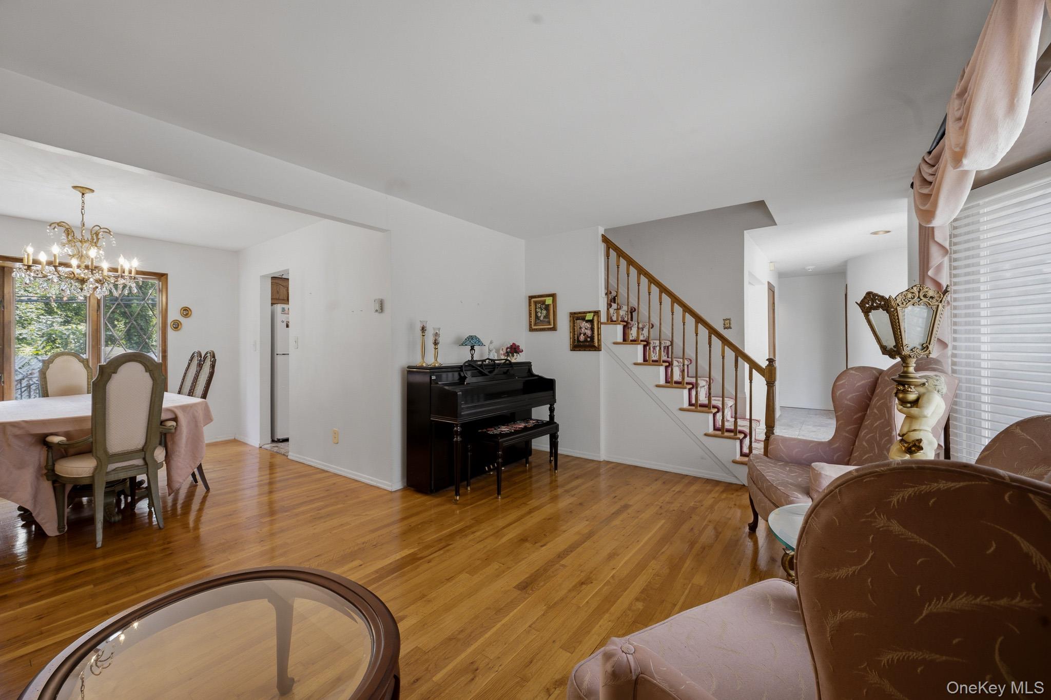 10 Arcadia Drive Property Photo 6