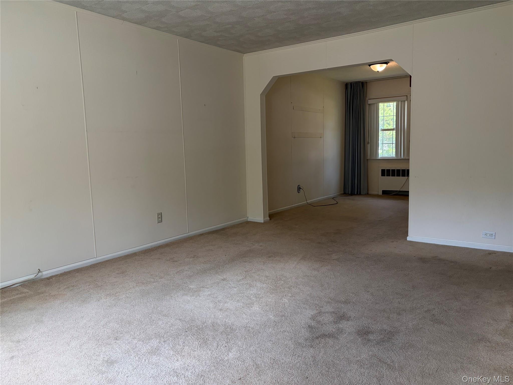 87 Parkway Drive Property Photo 3
