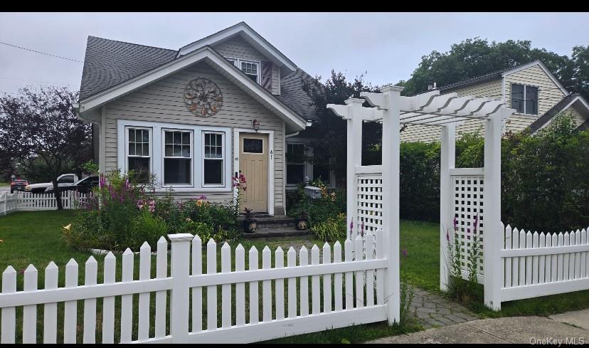 61 Highland Avenue Property Photo 2
