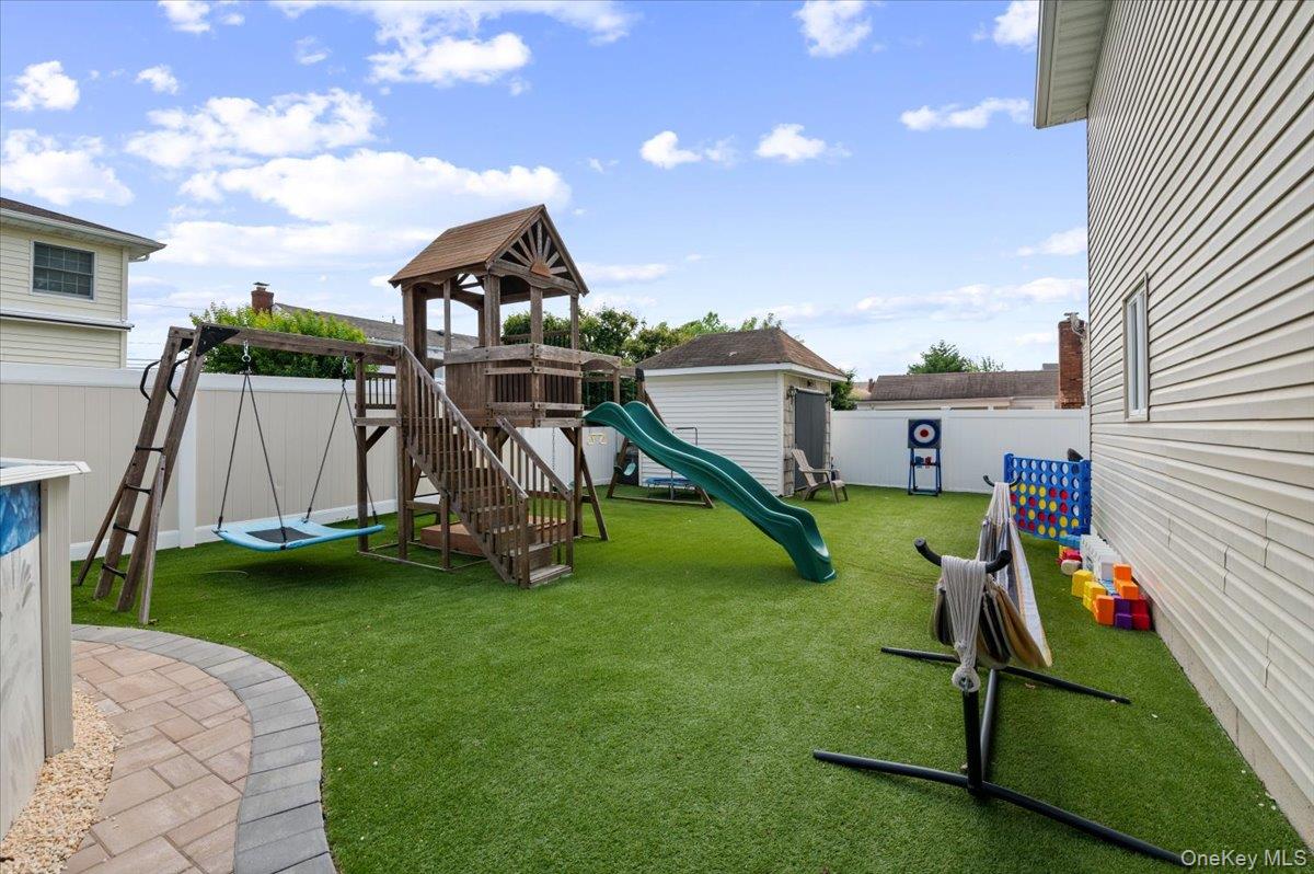 330 Granada Parkway Property Photo 31