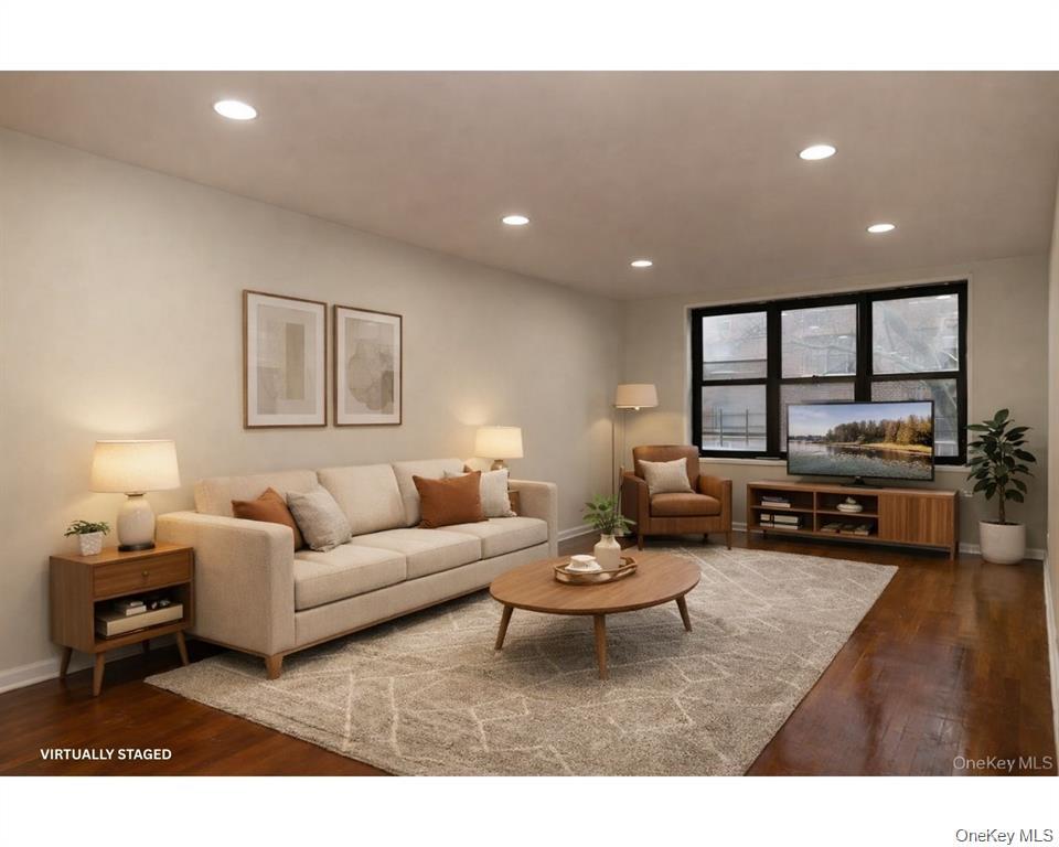 1275 E 51st Street 3y Property Photo 1