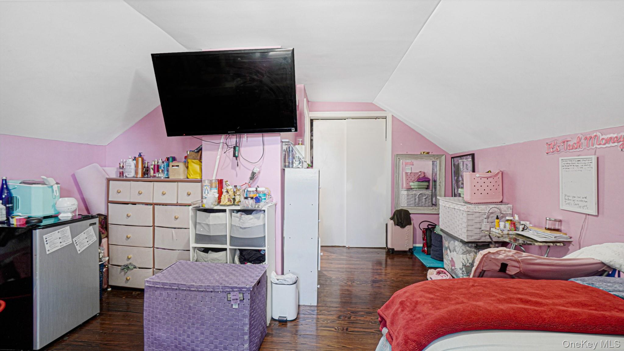 143 S Montgomery St Property Photo 30