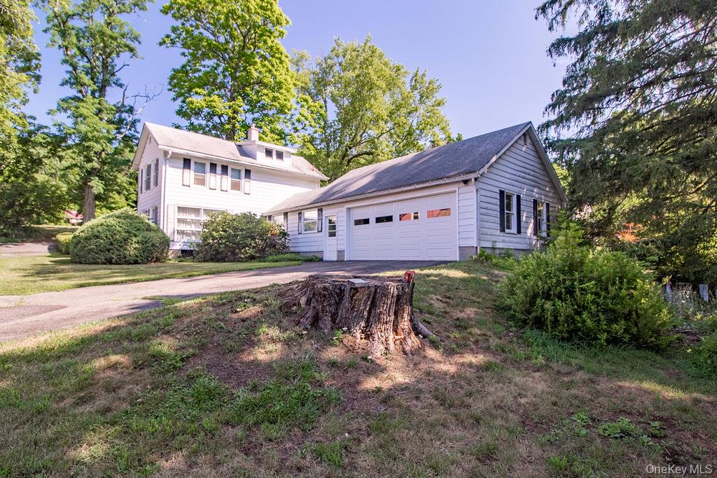 24 Hill Street Property Photo 6