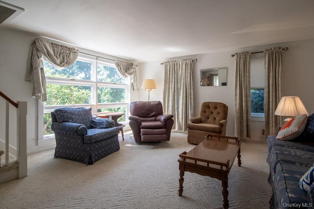 24 Hill Street Property Photo 20