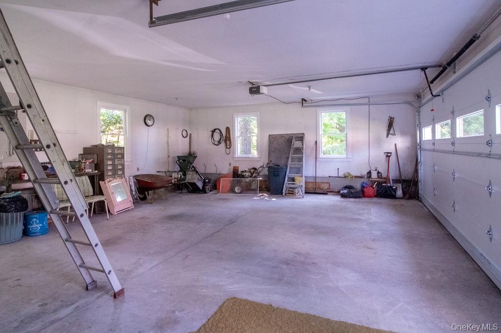 24 Hill Street Property Photo 34