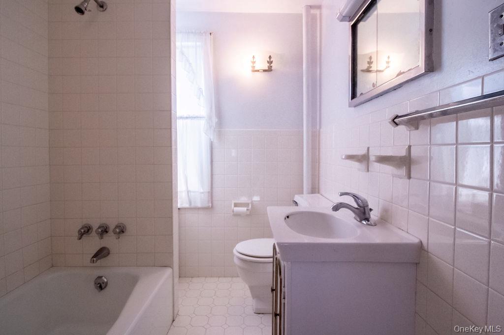 24 Hill Street Property Photo 39