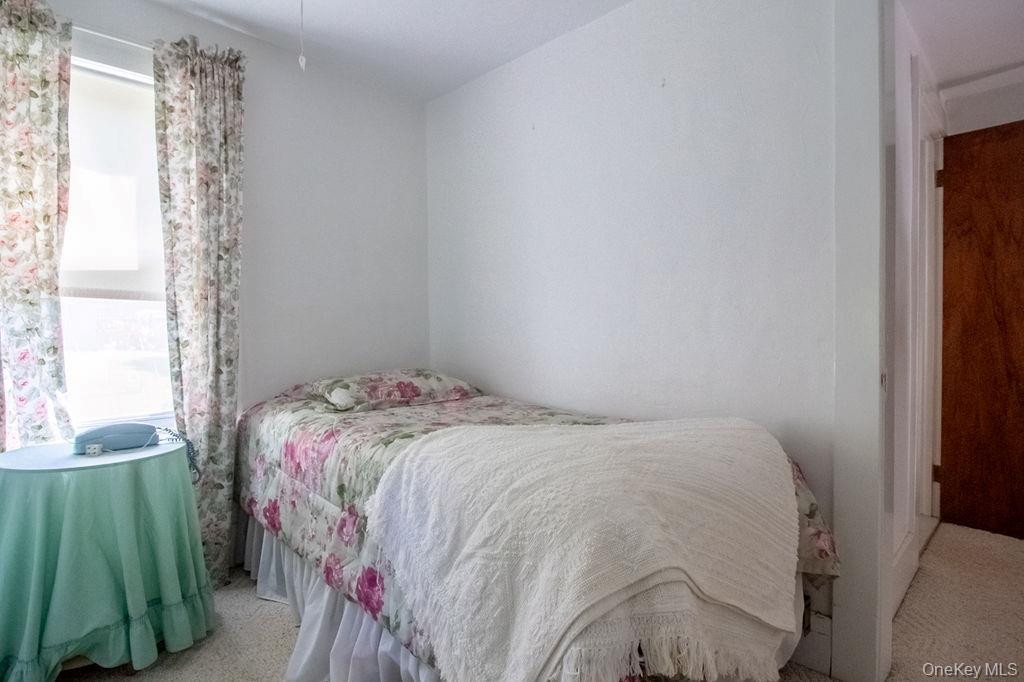 24 Hill Street Property Photo 42