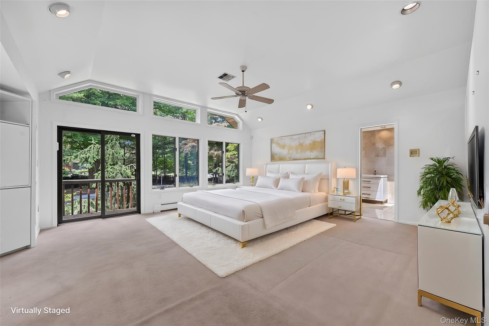 2 Catalina Court Property Photo 12