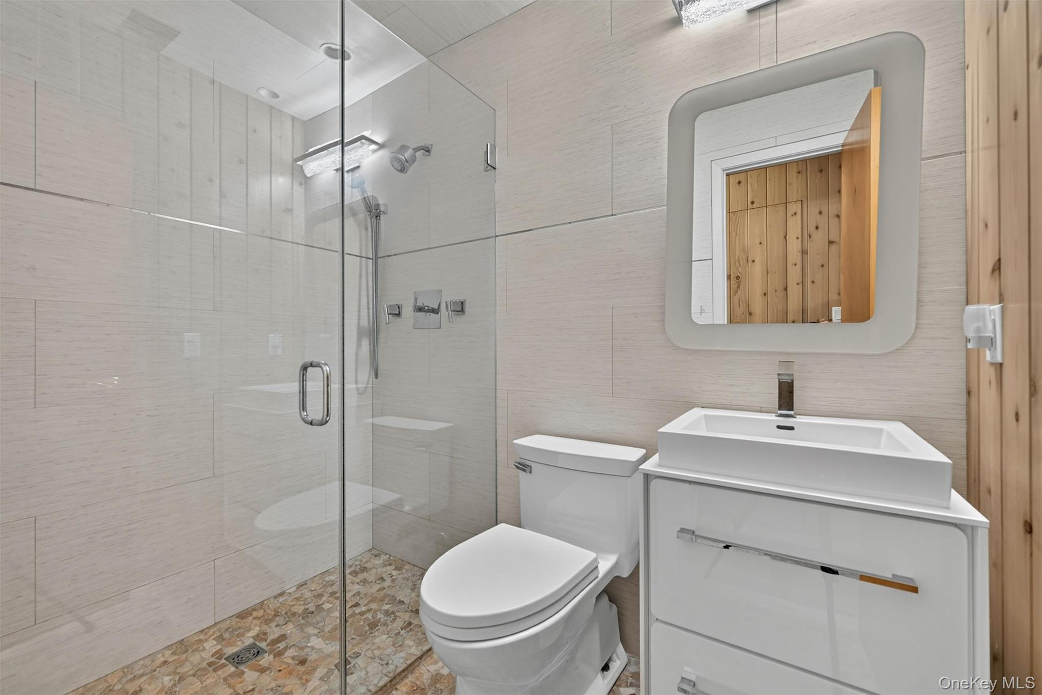 2 Catalina Court Property Photo 18