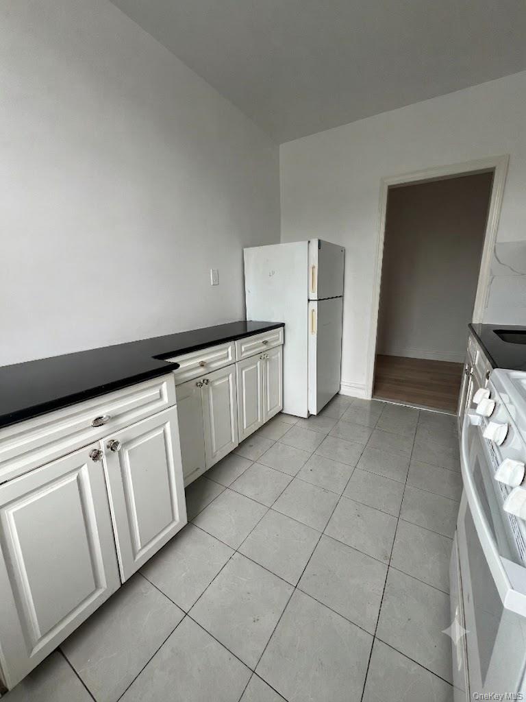 83-19 Northern Boulevard Property Photo 8