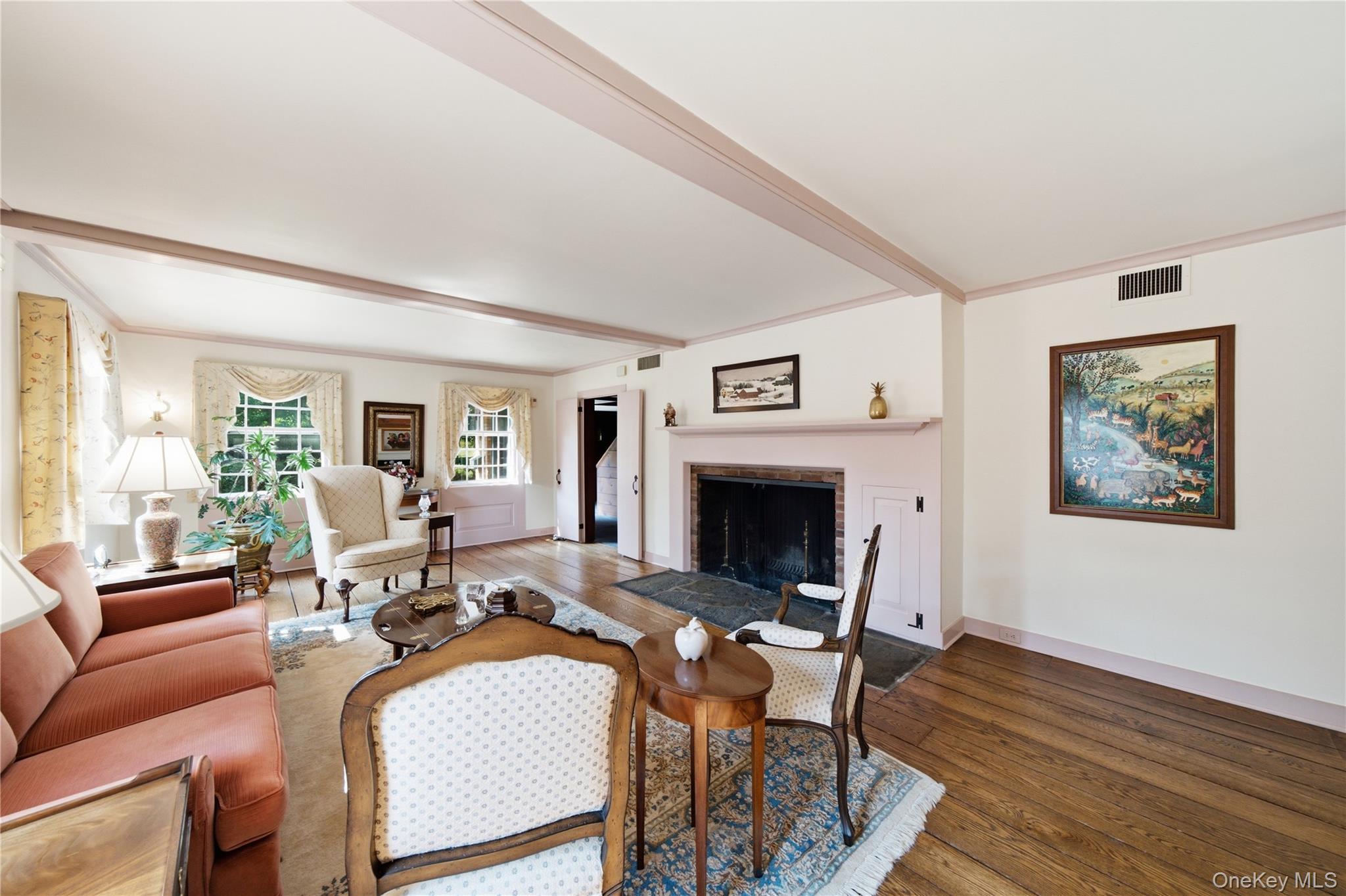 255 Manor Road Property Photo 6
