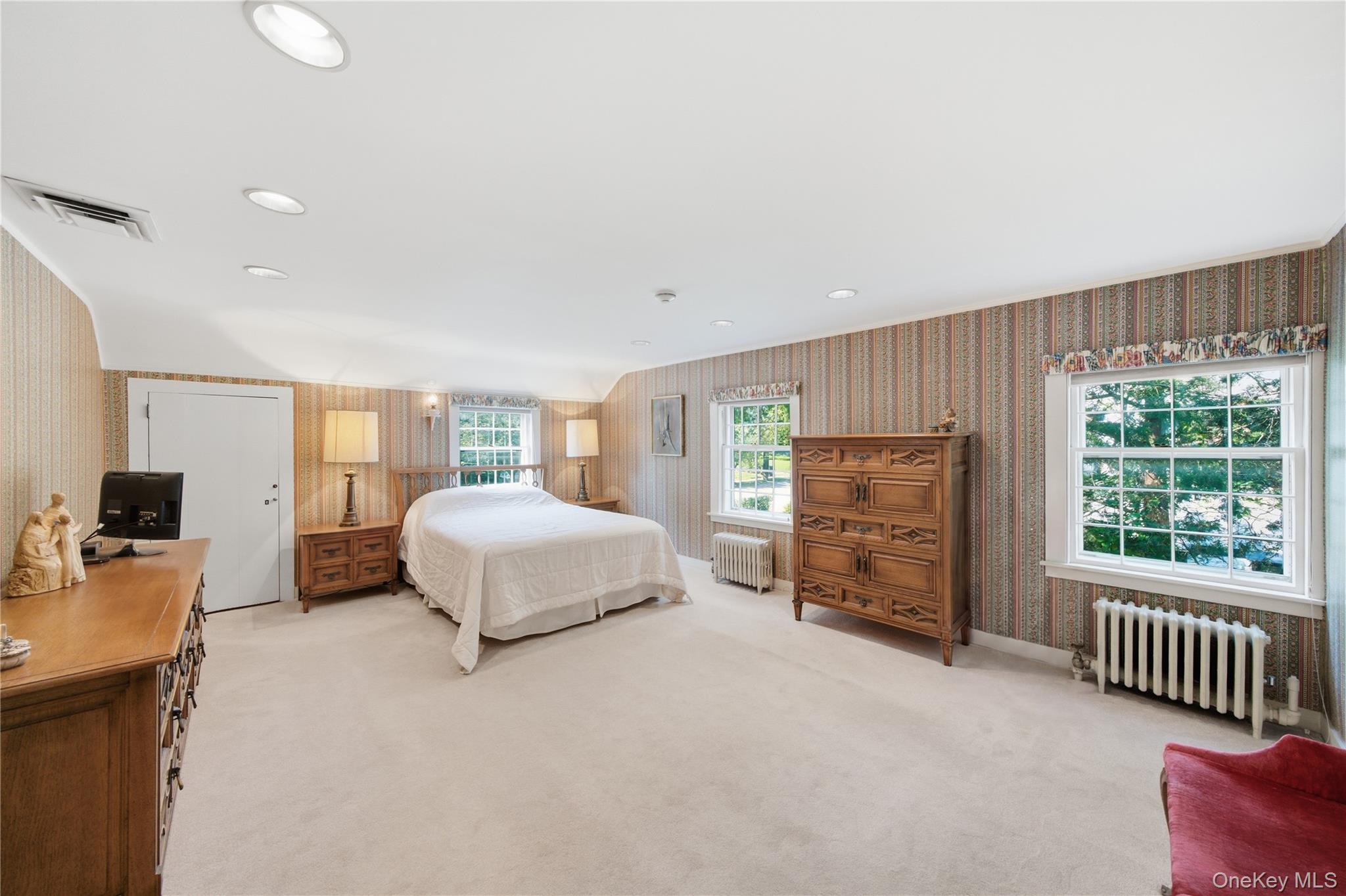 255 Manor Road Property Photo 15