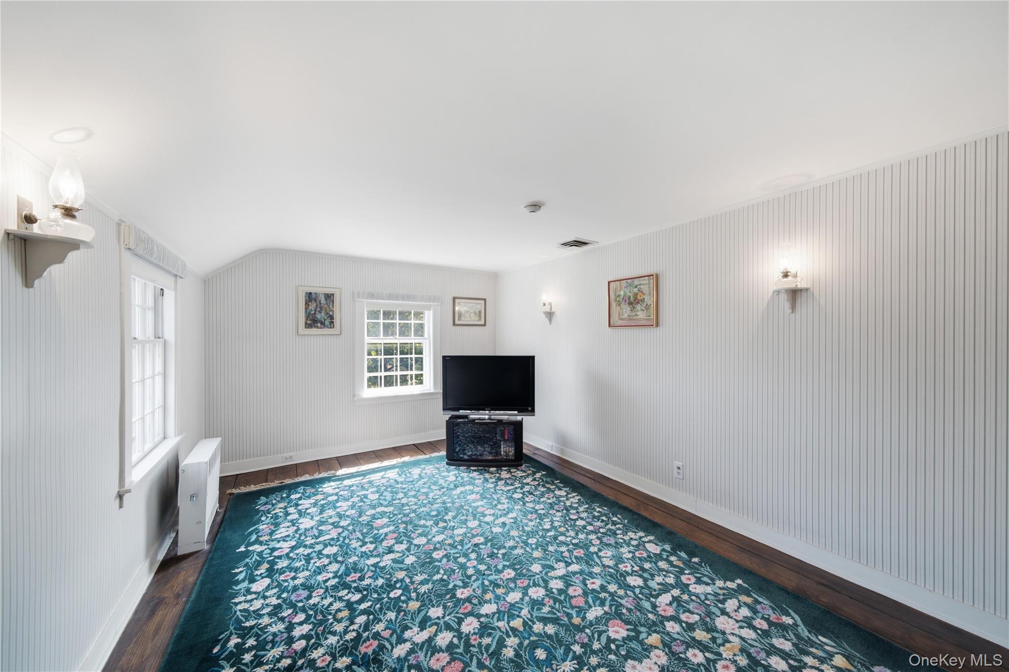 255 Manor Road Property Photo 21
