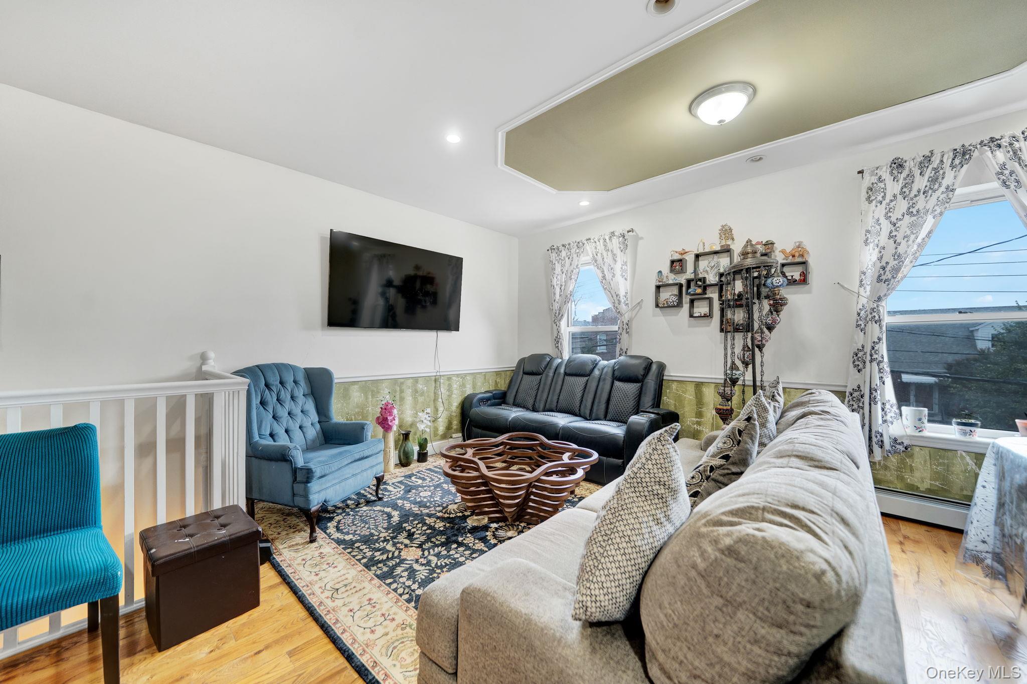 2240 Quimby Avenue Property Photo 3