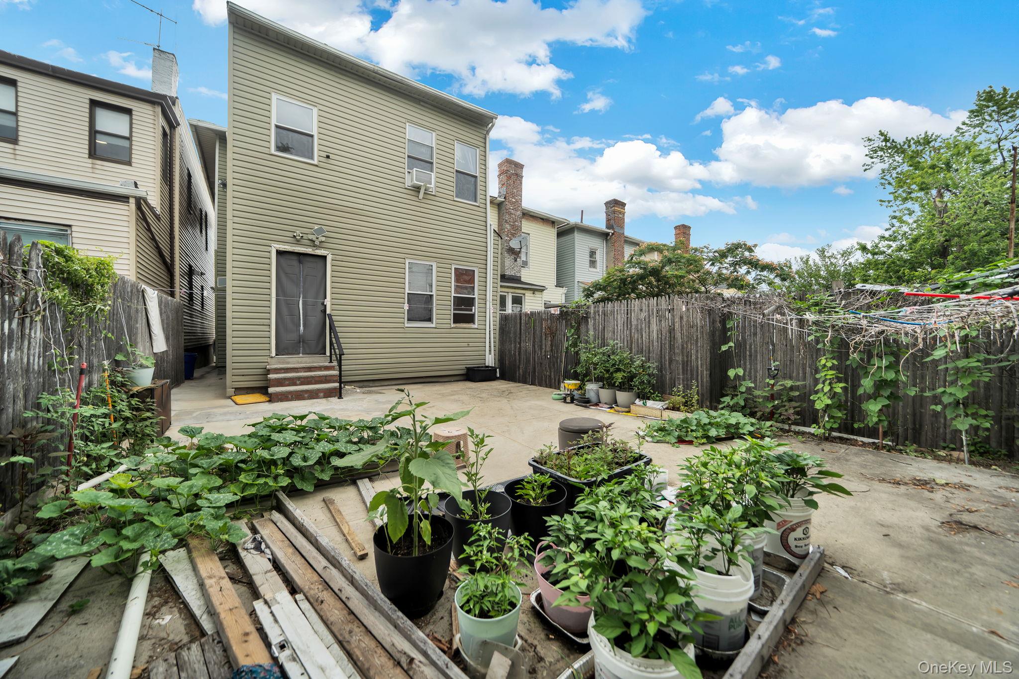 2240 Quimby Avenue Property Photo 25