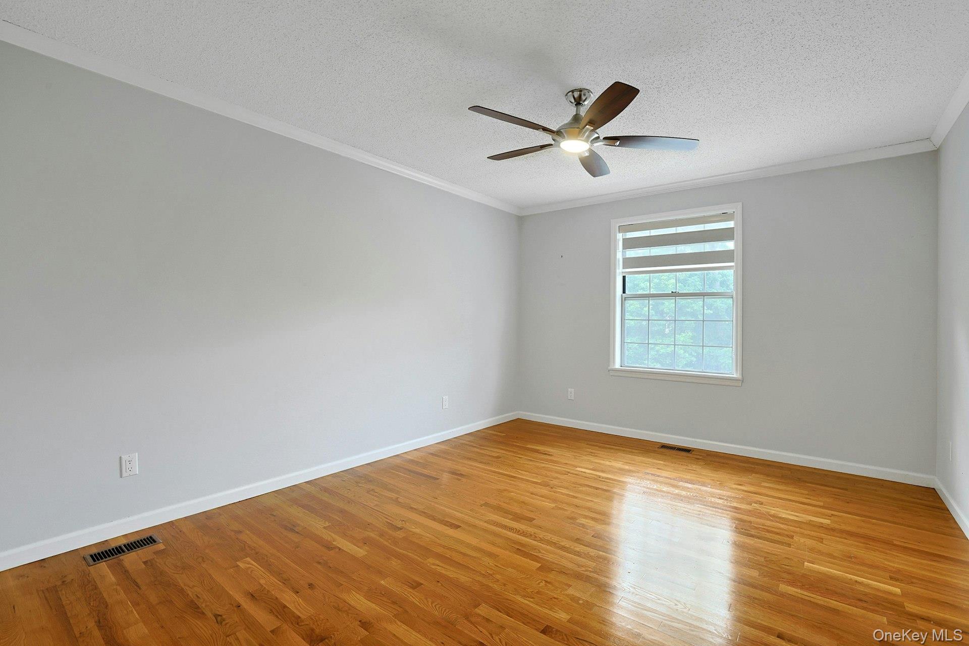 722 W Nyack Road 6 Property Photo 16