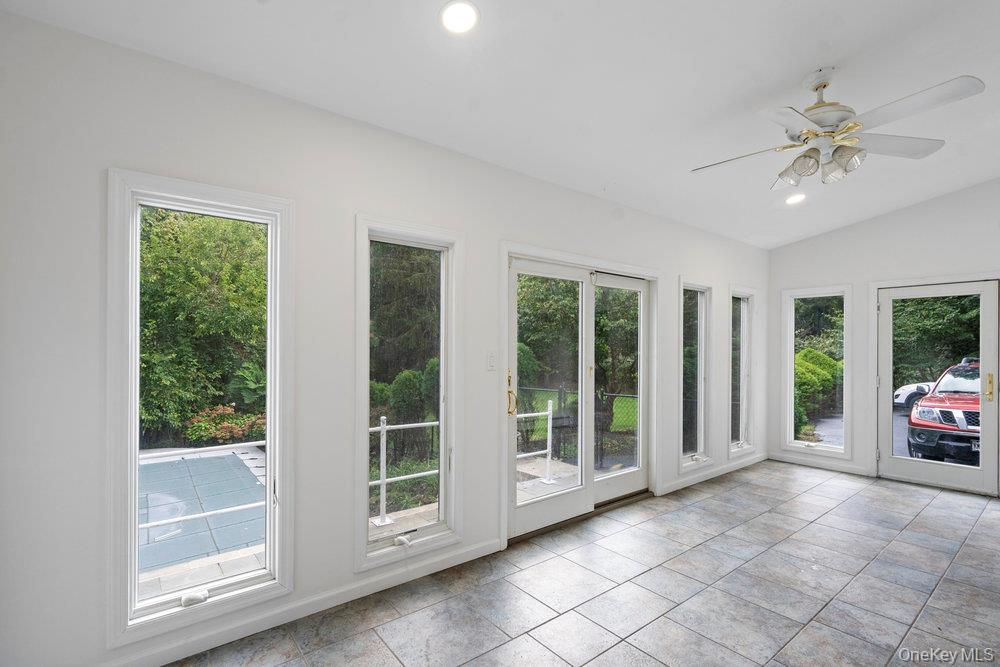 83 Shore Road Property Photo 12